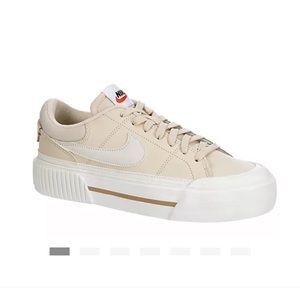 COPY - COPY - Nike Court Legacy Lift sneakers